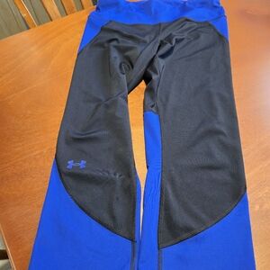 Under Armour Black and Blue Athletic Leggings. Size Large